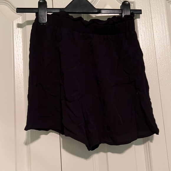 Black Frilly Lightweight Shorts - Picture 3 of 4
